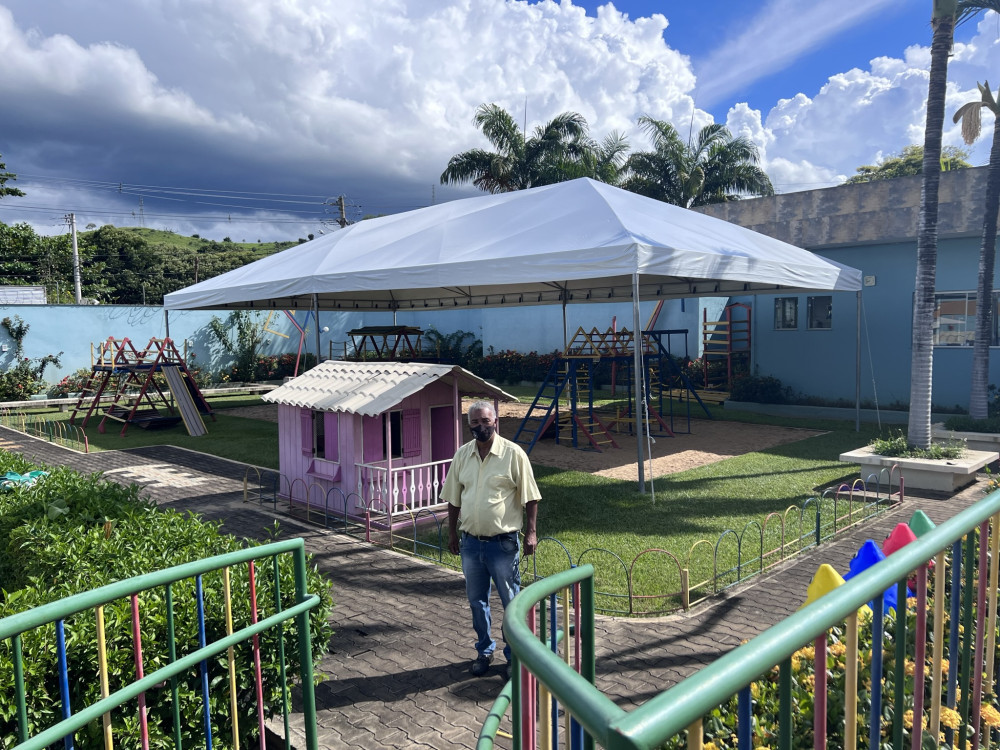 Além Paraíba Tênis Clube instala cobertura no Parque Infantil. Mais proteção contra o sol e conforto para as crianças