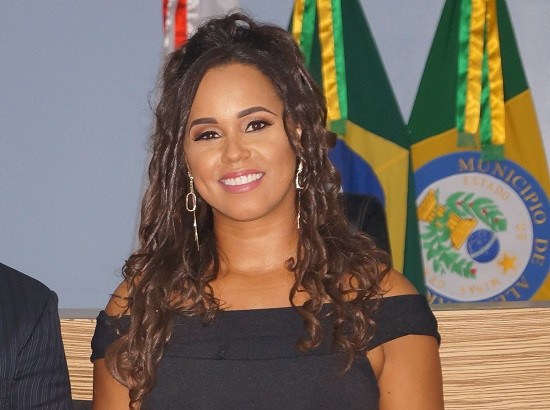 Secretária de Assistência Social, Glaciele Silva Souza, retorna ao cargo no dia 13 de junho, após licença maternidade