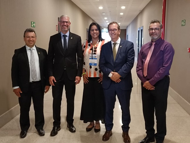 Secretária de Educação tem encontro com o Ministro durante Fórum Nacional da UNDIME