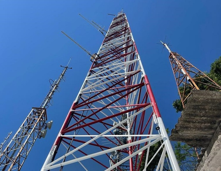 Rádio CPN FM ganha nova torre, novas antenas e parque de transmissão auxiliar. A emissora será ouvida ainda mais longe