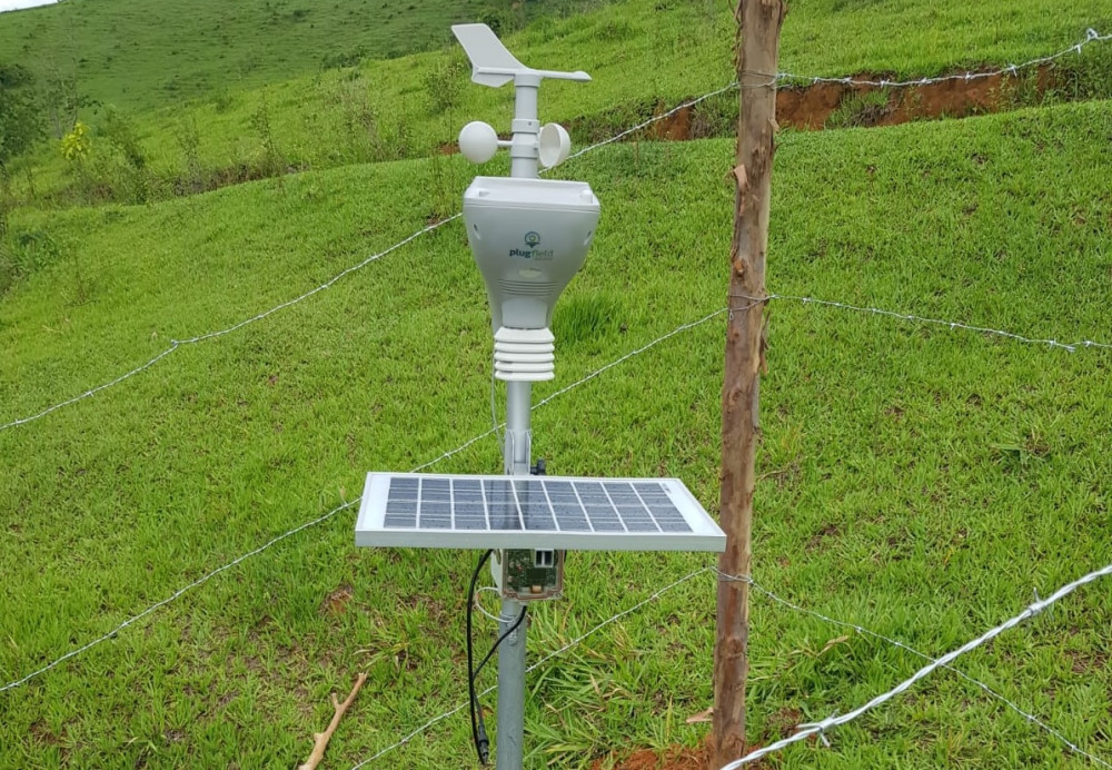 Prefeitura instala moderna estação meteorológica em zona rural que vai monitorar chuvas em todo o município