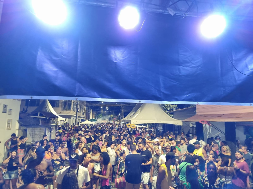 Pré Carnaval 2023: Burro loko da Praça foi sucesso com um grande público na noite de 12 de fevereiro