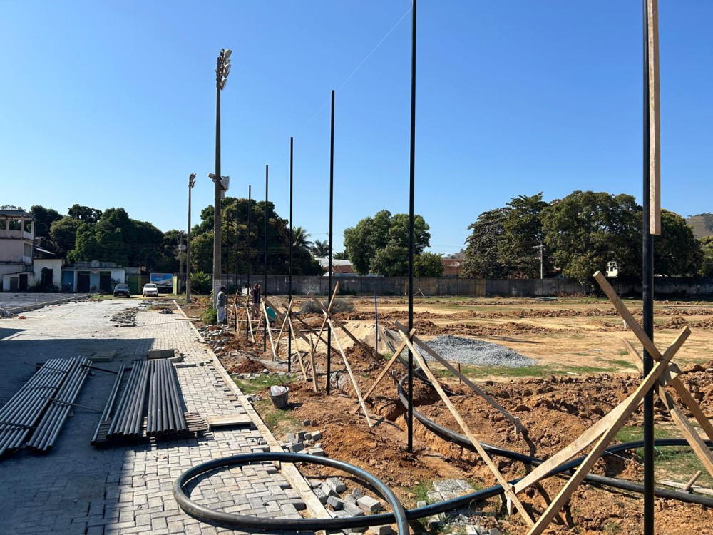 Novo Estádio Municipal deverá ser inaugurado em Setembro, mês de aniversário da cidade. Muros será derrubado e o local será uma grande esplanada
