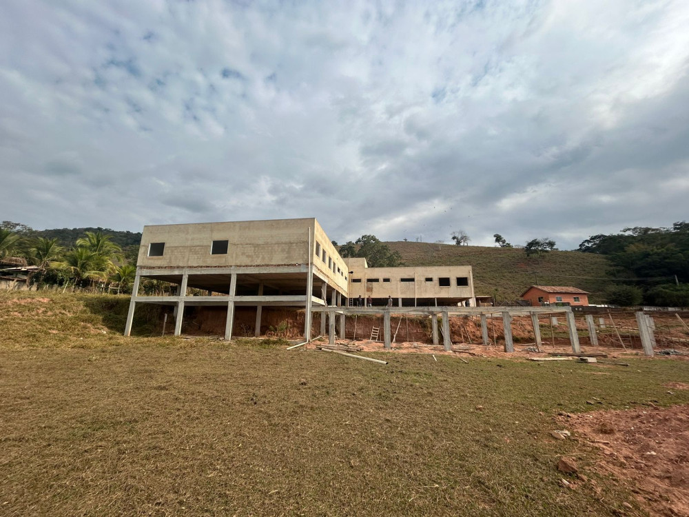 Escola de Angustura está em fase final de construção