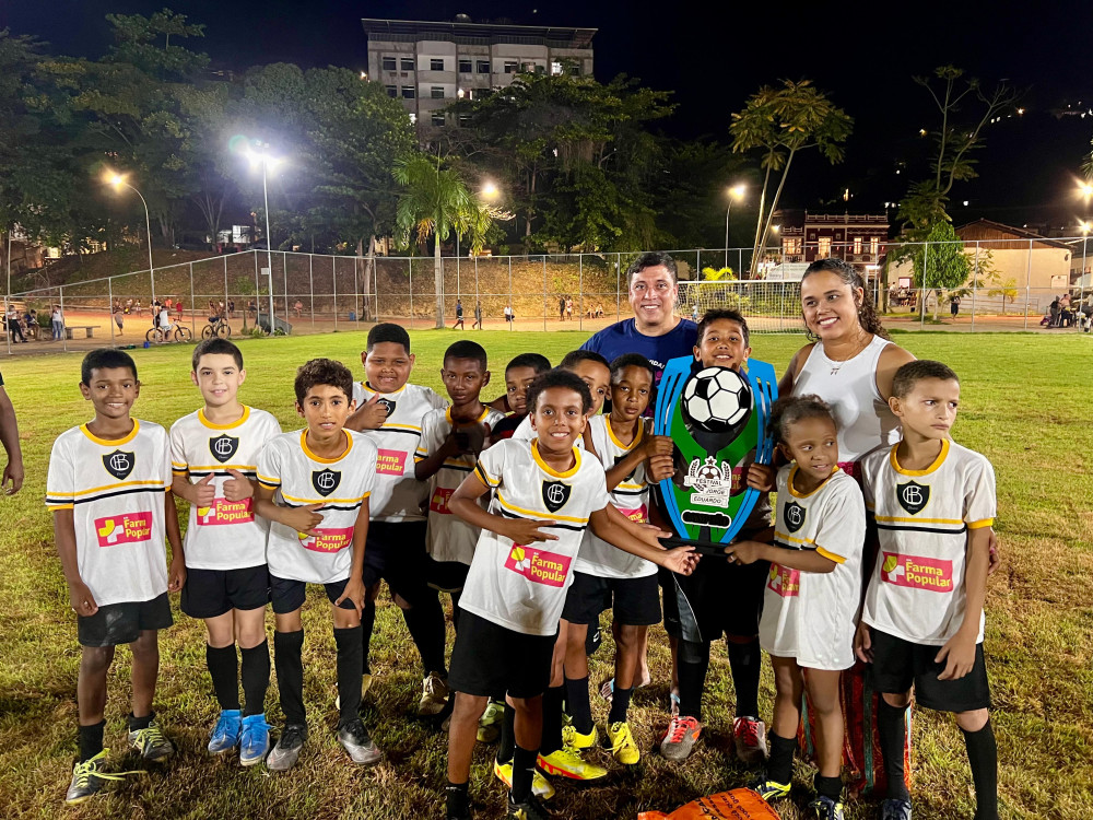 CONFIRA AS FOTOS: Campo Do Vassourão: Torneio Jorge Eduardo marcou a inauguração do novo gramado na noite de 2 de outubro