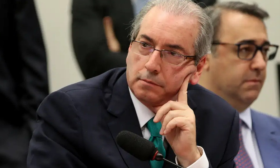 Três Vereadores de Além Paraíba estão negociando apoio ao ex Deputado Eduardo Cunha que tentará reeleição por Minas ano que vem