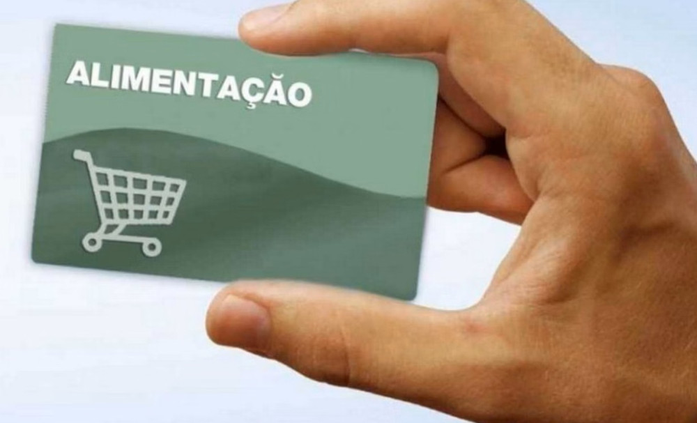 Dia do Trabalho: Prefeitura faz projeto dobrando valor do Vale Alimentação. Plano de Cargos dos Servidores segundo Dr. Paulo ainda não é possível