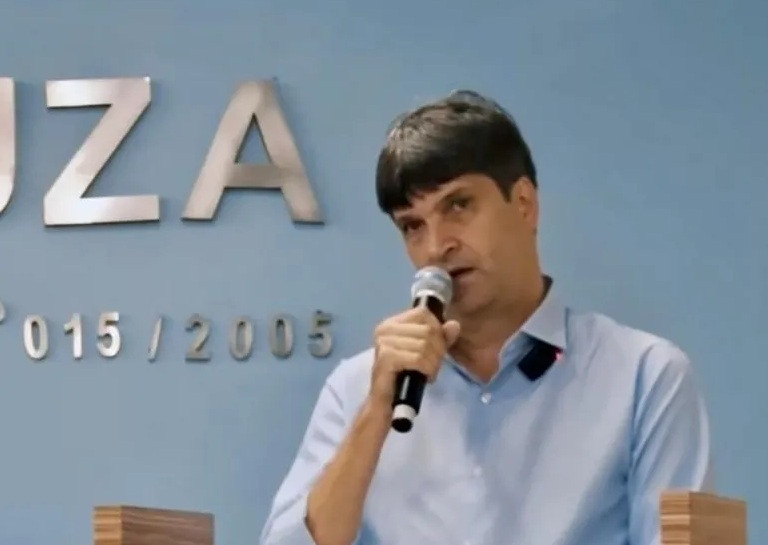 AGORA É COM O PREFEITO. DR. PAULO PODE VETAR O PROJETO E ACABAR COM O RIDÍCULO MONOPÓLIO FUNERÁRIO APROVADO POR 7 VEREADORES