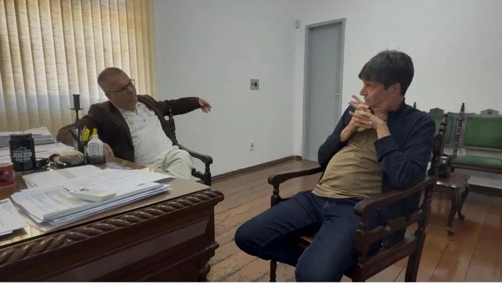 DR. PAULO DIZ QUE VEREADORES TERÃO LIBERDADE PARA ESCOLHER OS PRÓPRIOS DEPUTADOS