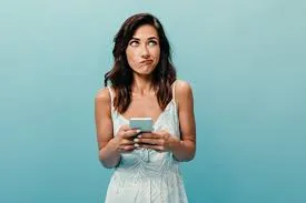 CIDADÃOS RECLAMAM DA FALTA DE INFORMAÇÃO SOBRE OS NOVOS NÚMEROS TELEFÔNICOS DA PREFEITURA E SECRETARIAS