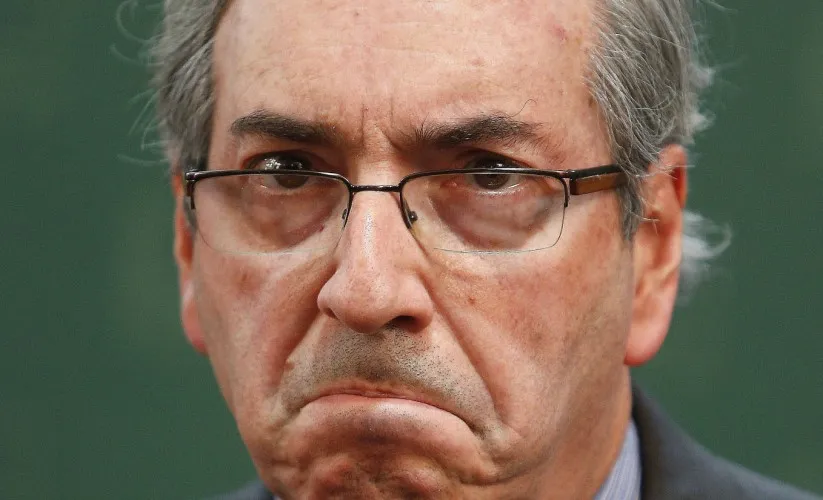 LULA VETA ALTERAÇÃO NA LEI DA FICHA LIMPA. SE VETO FOR MANTIDO EDUARDO CUNHA NÃO PODERÁ SER CANDIDATO A DEPUTADO FEDERAL