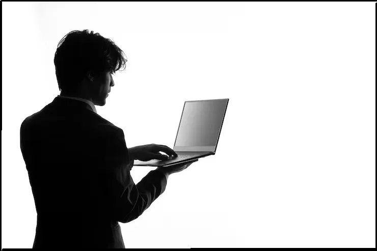 EXPÔR TRAIÇÃO, PROBLEMAS CONJUGAIS E DRAMAS PESSOAIS VIROU MODA NA INTERNET