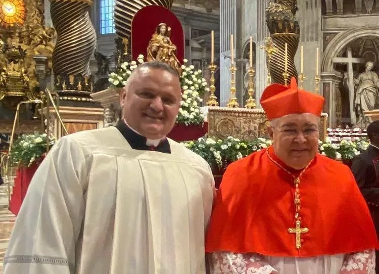 CARDEAL TEMPESTA NOMEIOU O MONSENHOR ANDRÉ SAMPAIO A CÔNEGO DA ARQUIDIOCE DO RIO DE JANEIRO