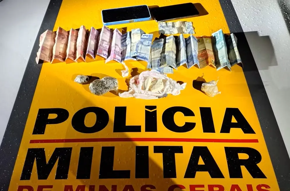 PASSAGEIRO DE TÁXI É PRESO COM DROGAS ESCONDIDAS NA CUECA E NO BOLSO DA CALÇA