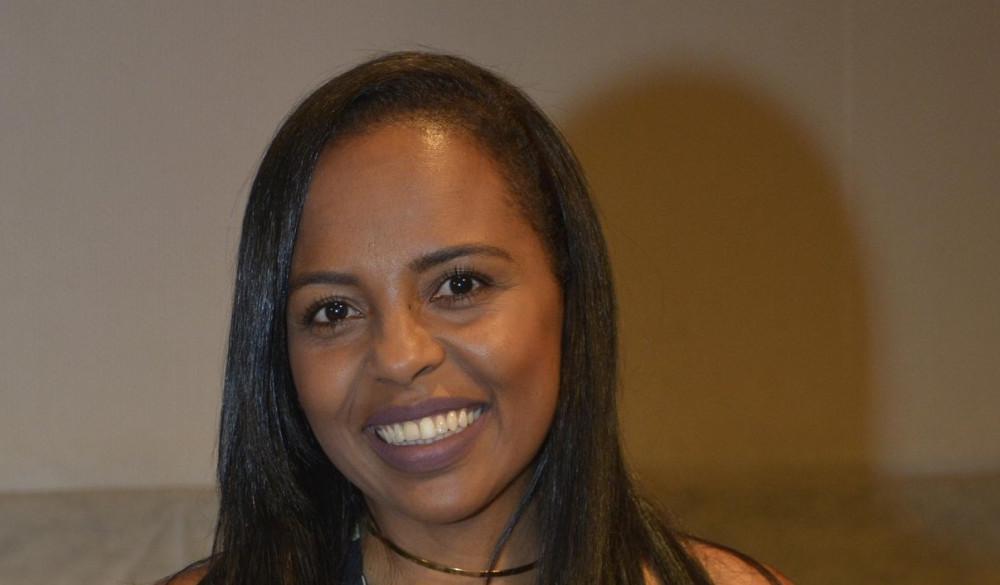 Chefe da Covid-19 foi infectada pelo novo Coronavírus tem quadro estável e se recupera em casa