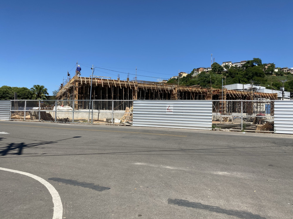 Obra do novo Fórum: Primeira lage está ponto de ser aplicada. Construção segue em ritmo acelerado