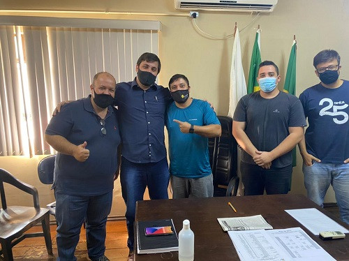 Prefeito e Vice recebem Vereador de Leopoldina e discutem como “somar” forças entre os dois Municípios